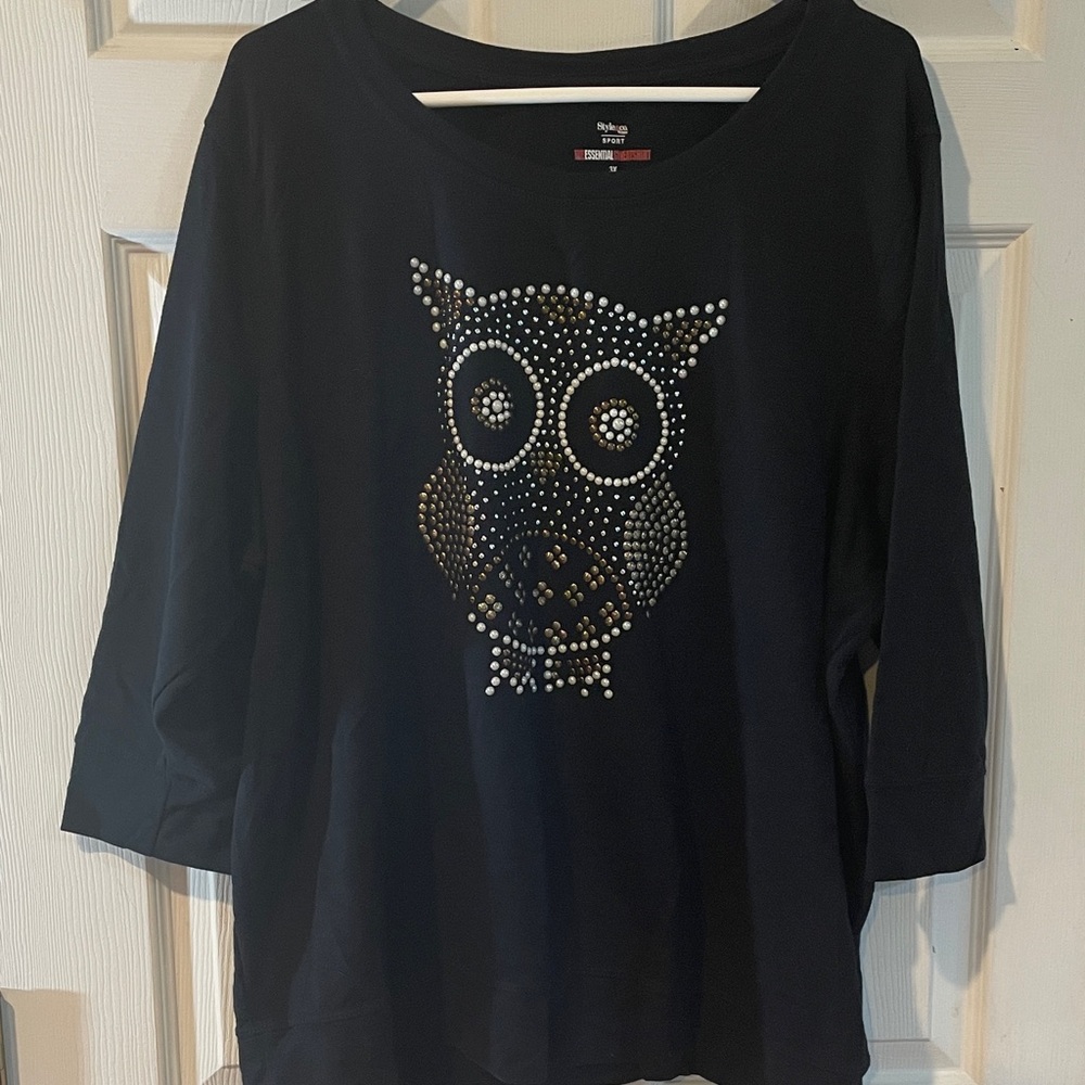 Style & Co. Size 3X.Black Top with Owl Embellishment